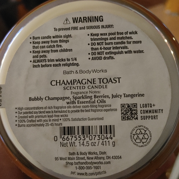 'Love is' pride candle - Picture 4 of 4